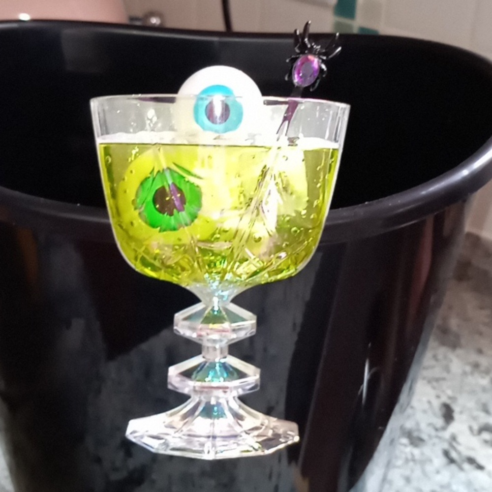 Spooky Drink Multicolor Nightlight 🍸🍸🍸